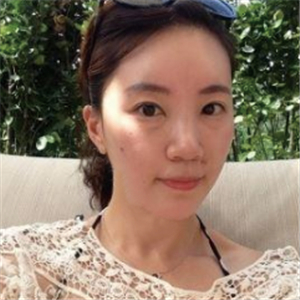 美女注射玻尿酸除皺過(guò)程分享，還有前后對(duì)比果圖片哦~