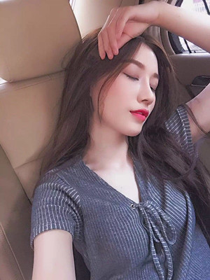 隆鼻整形手術之后更上鏡了喲