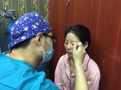 自體脂肪填充全臉，前后對(duì)比一下果棒棒噠!