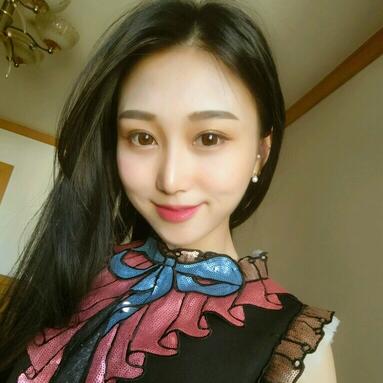 上海澳雅鼻小柱鼻中隔延長+耳軟骨鼻尖2個月的照片