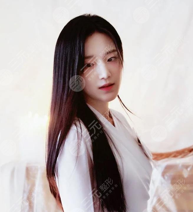 葉舒華的顏值擔(dān)當(dāng)起門面稱號嗎?