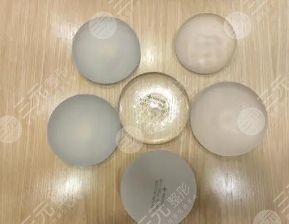 強生硅膠假體